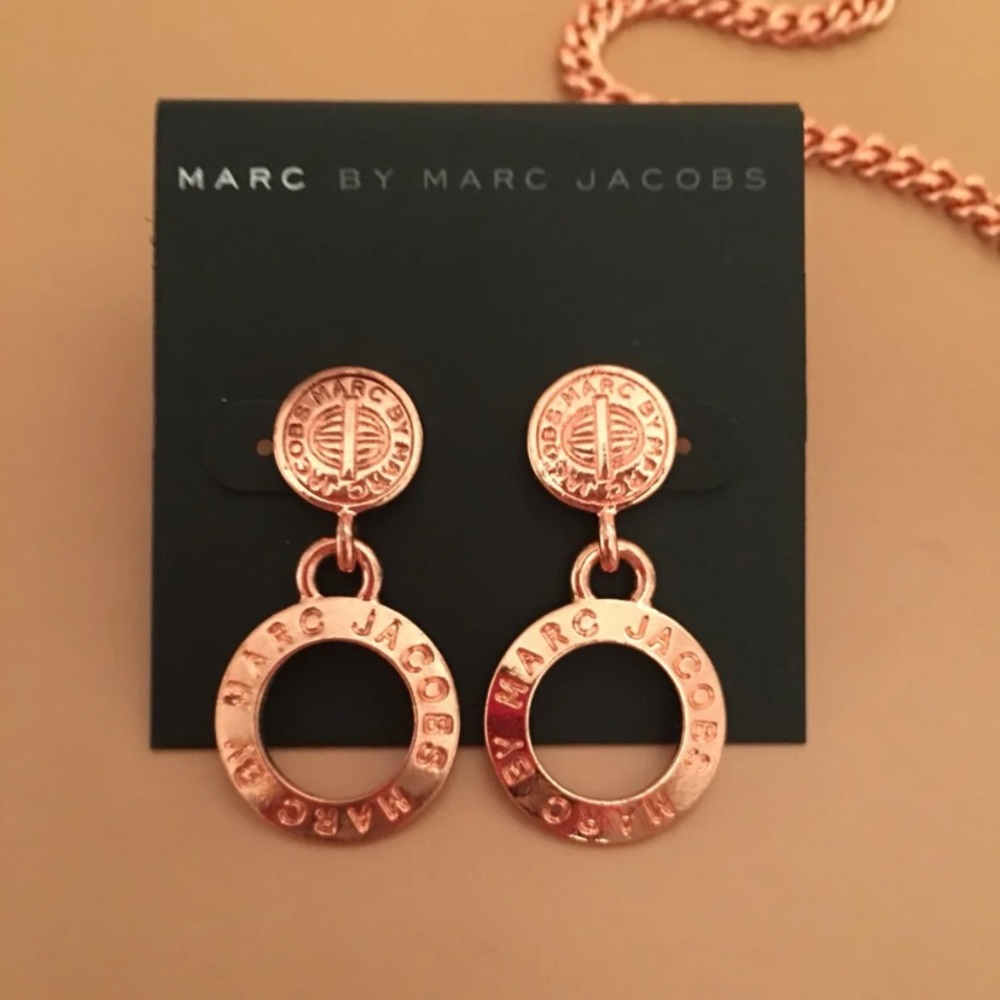 NWT✨ Marc Jacobs rose gold earrings